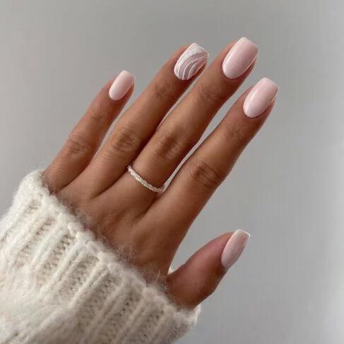 Comment faire le manucure