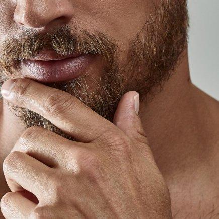 Les erreurs à éviter pour ne pas freiner la croissance de votre barbe