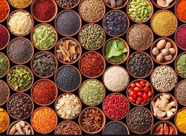 Épices et aromates : rehausser la saveur du chou comme un chef