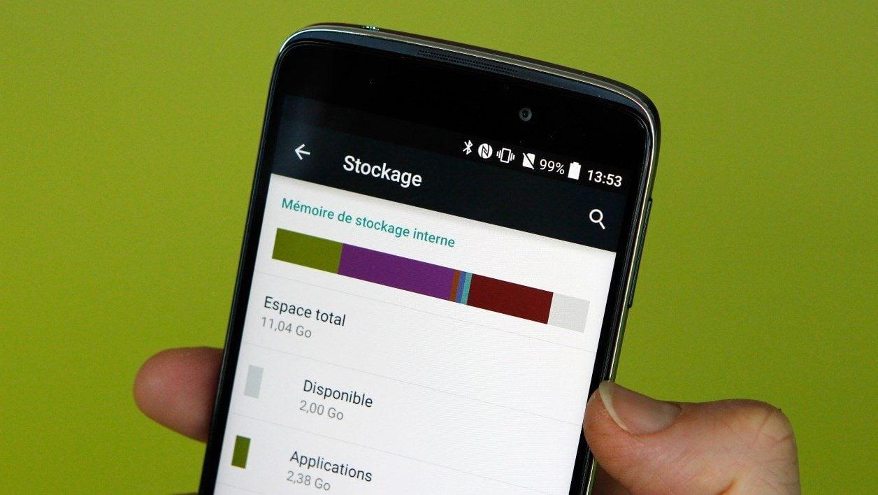 Comment faire de la place sur son téléphone - On Fait Comment