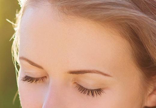 Alimentation et hydratation : des alliés pour des yeux apaisés