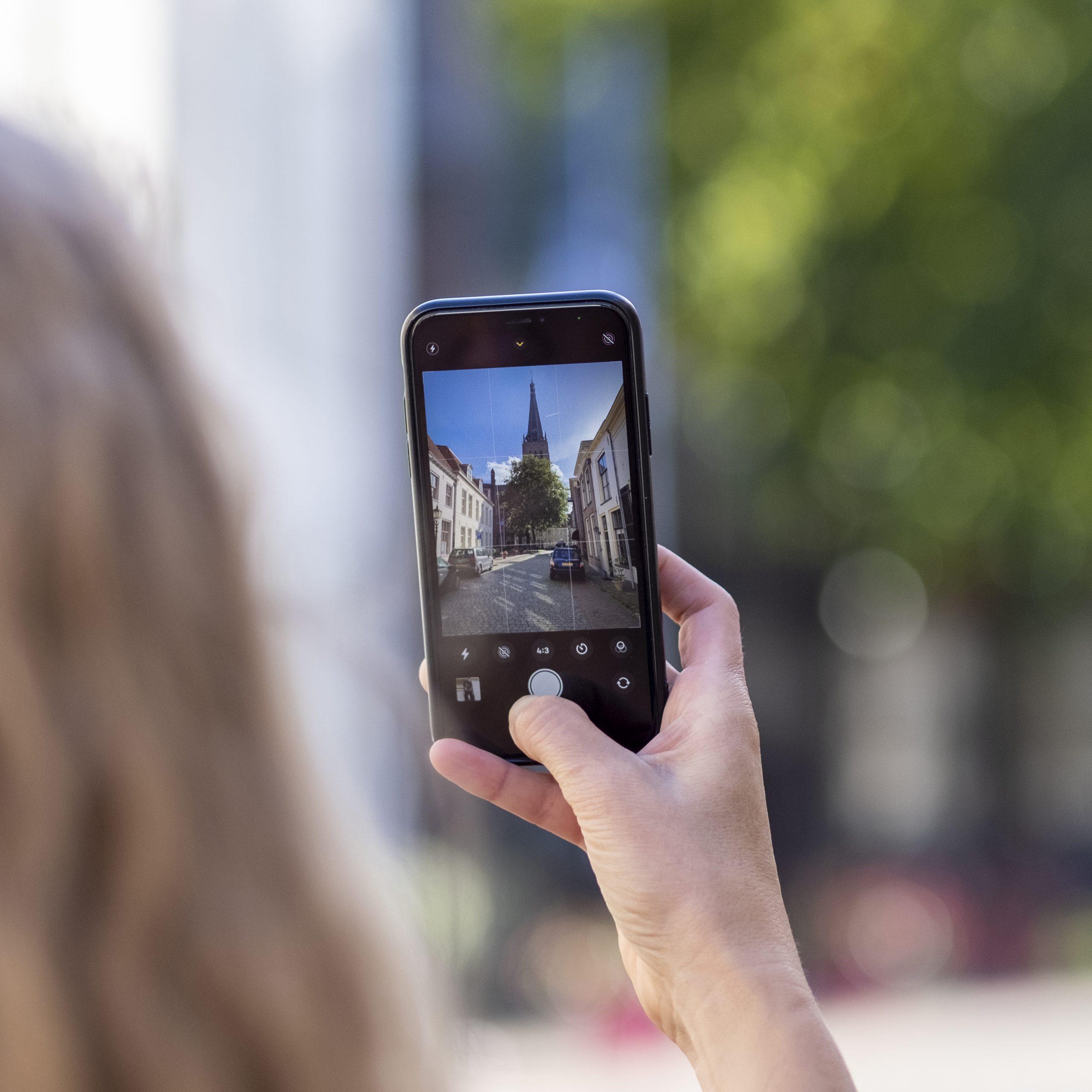 Léquipement essentiel : du smartphone au réflex, de quoi avez-vous besoin ?