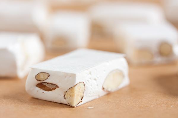 Comment faire le nougat - On Fait Comment