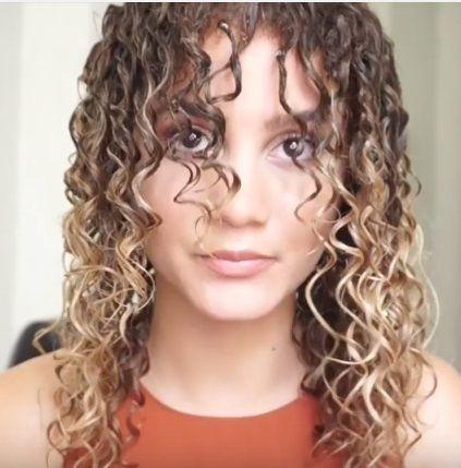 Les secrets des‌ boucles‍ naturelles : ‍Techniques ​sans ⁤chaleur à découvrir