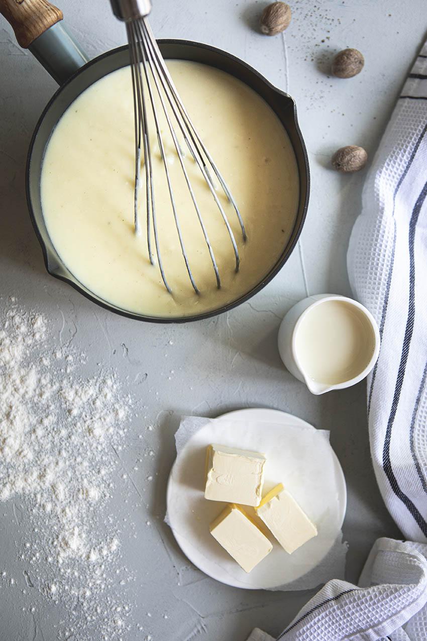 Les astuces pour une béchamel crémeuse et savoureuse