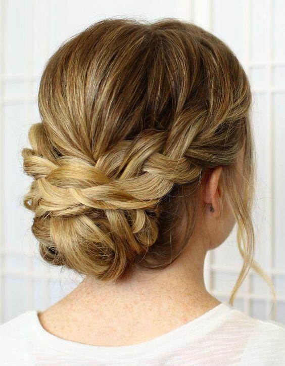 Comment faire un ⁣chignon bas