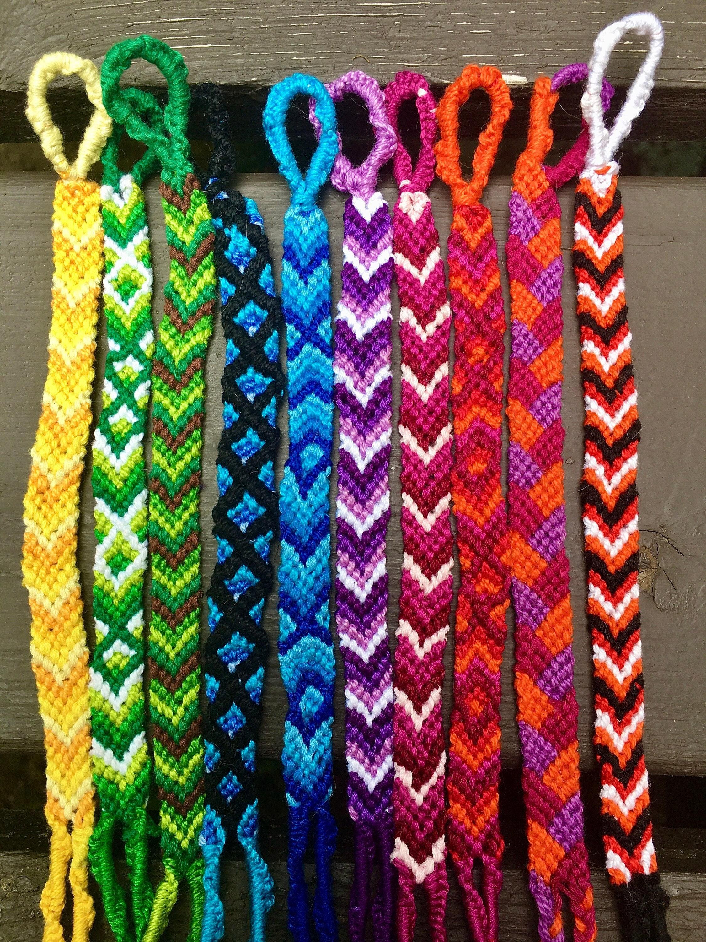 Les bases du bracelet brésilien : Matériaux et outils indispensables