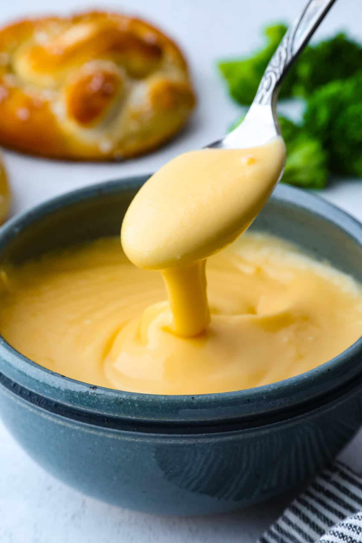 Comment faire la sauce fromagère
